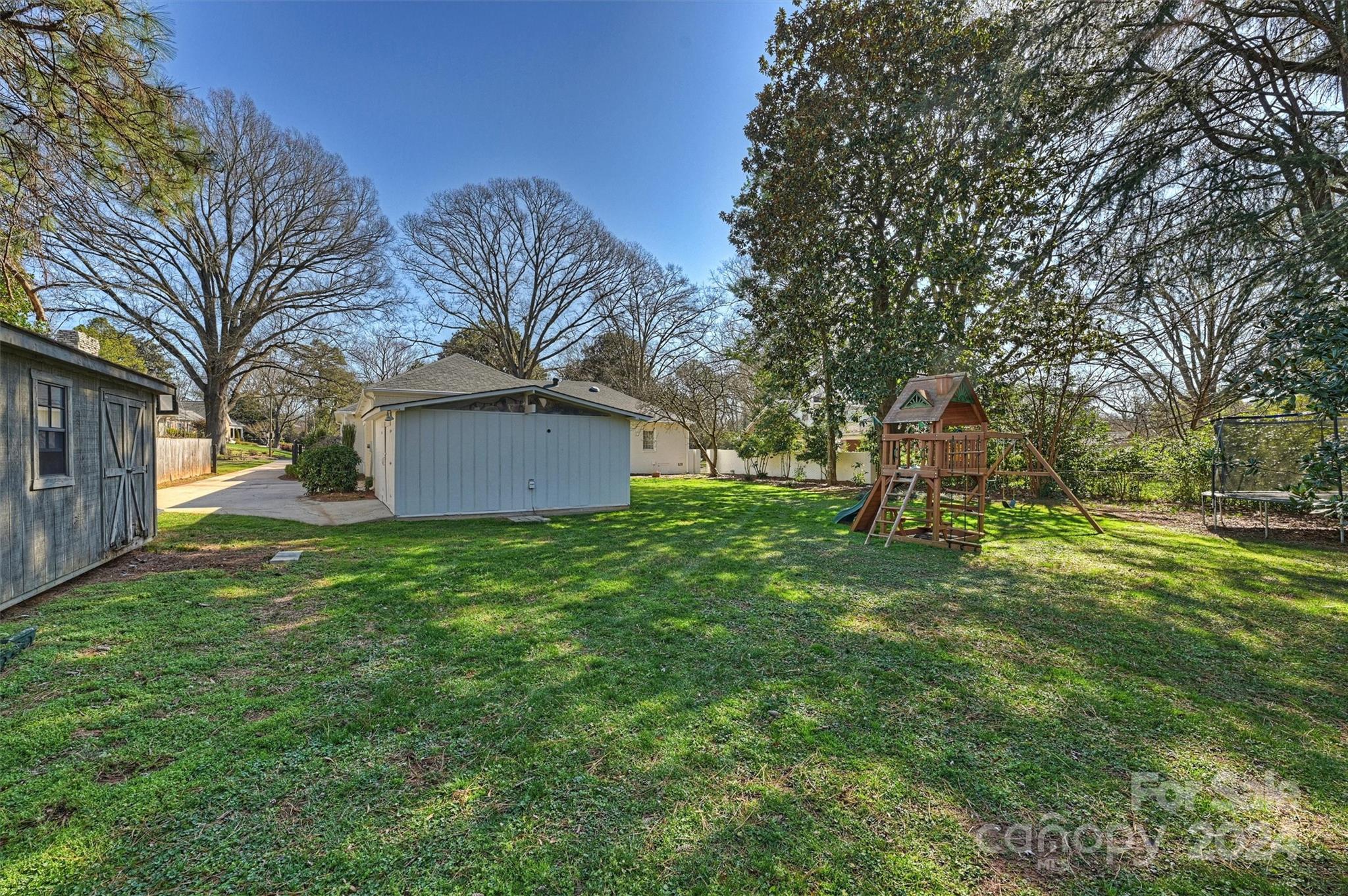 Lansdowne - Residential