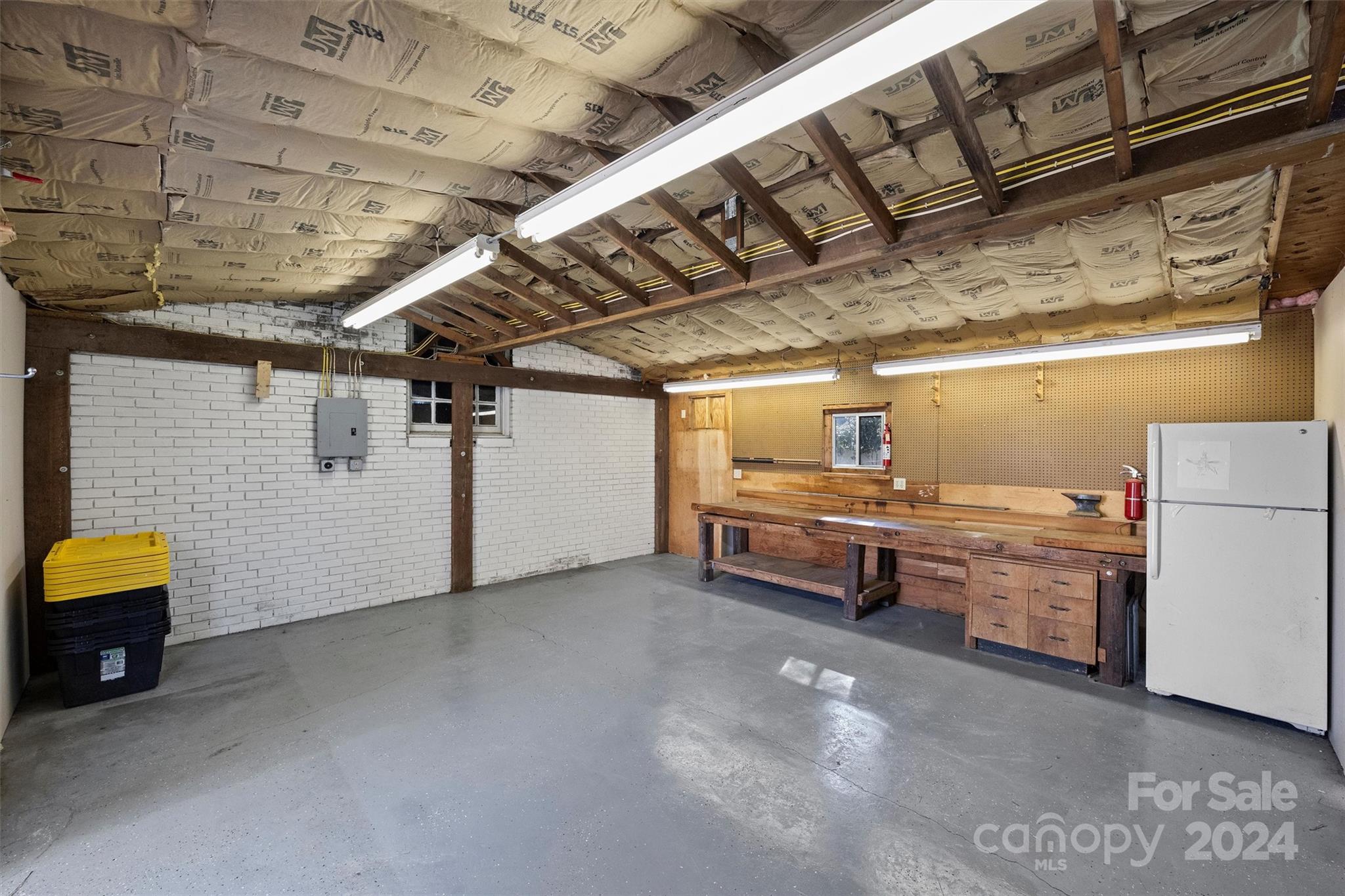 Lansdowne - Residential