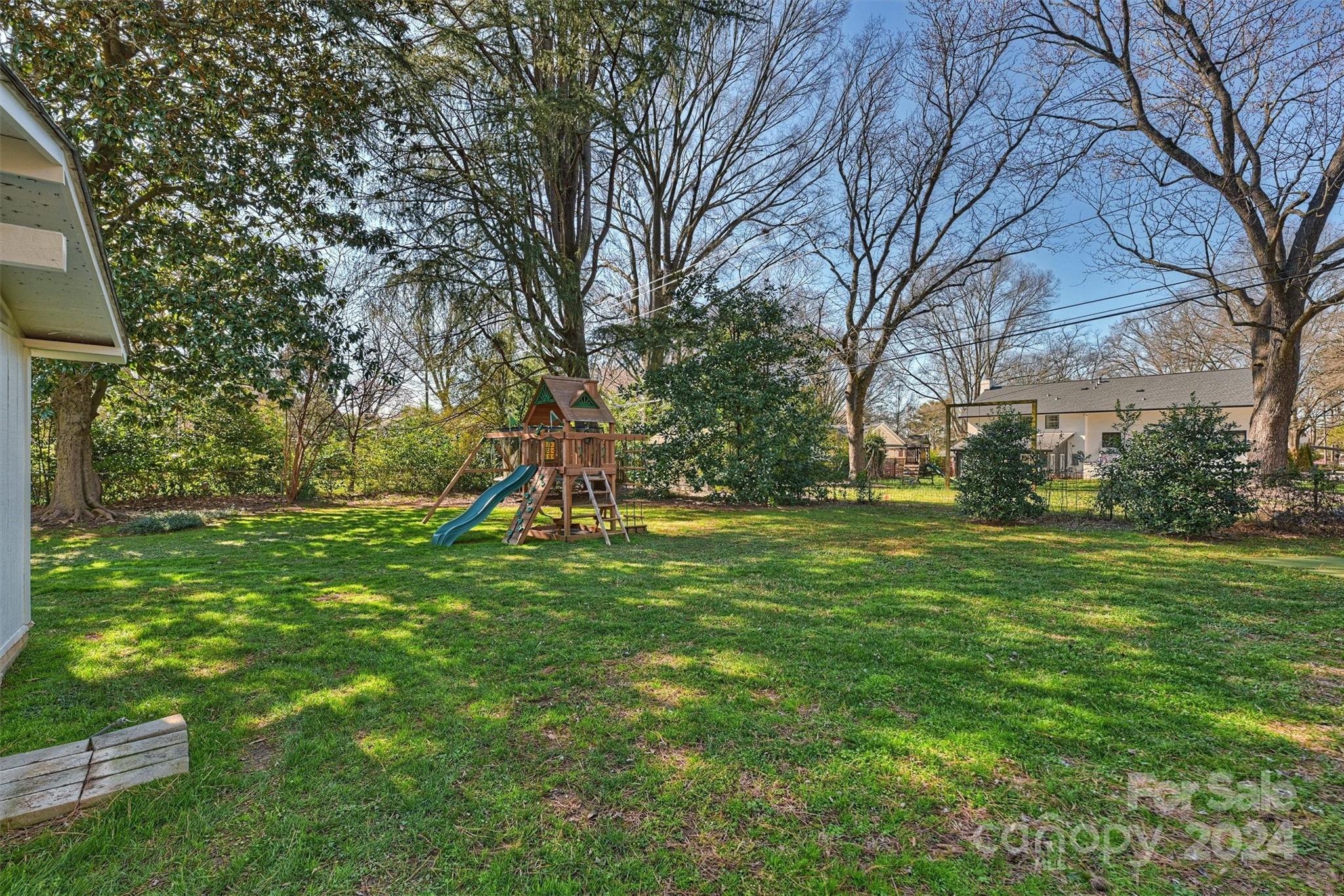 Lansdowne - Residential