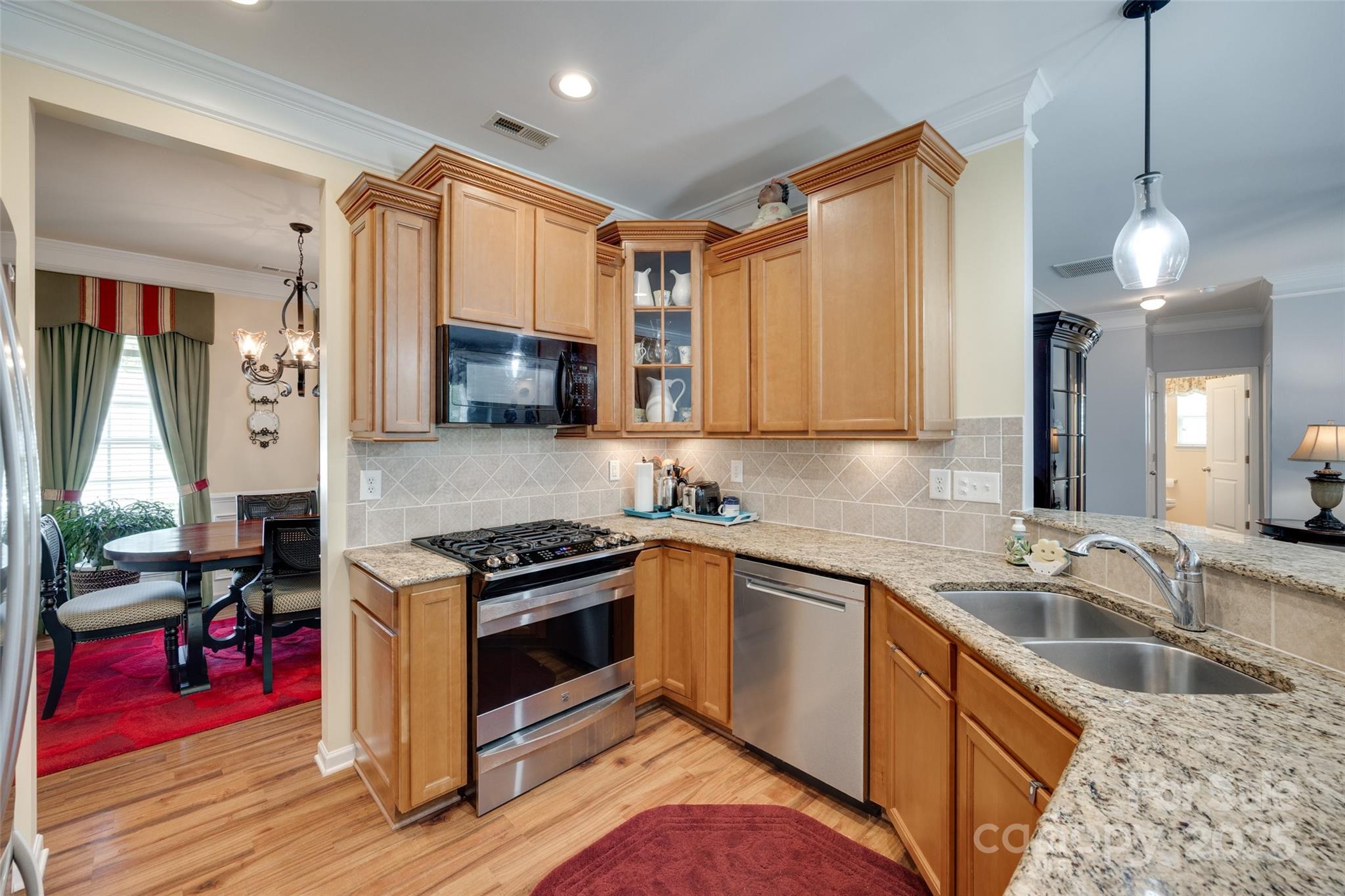 Almond Glen - Residential