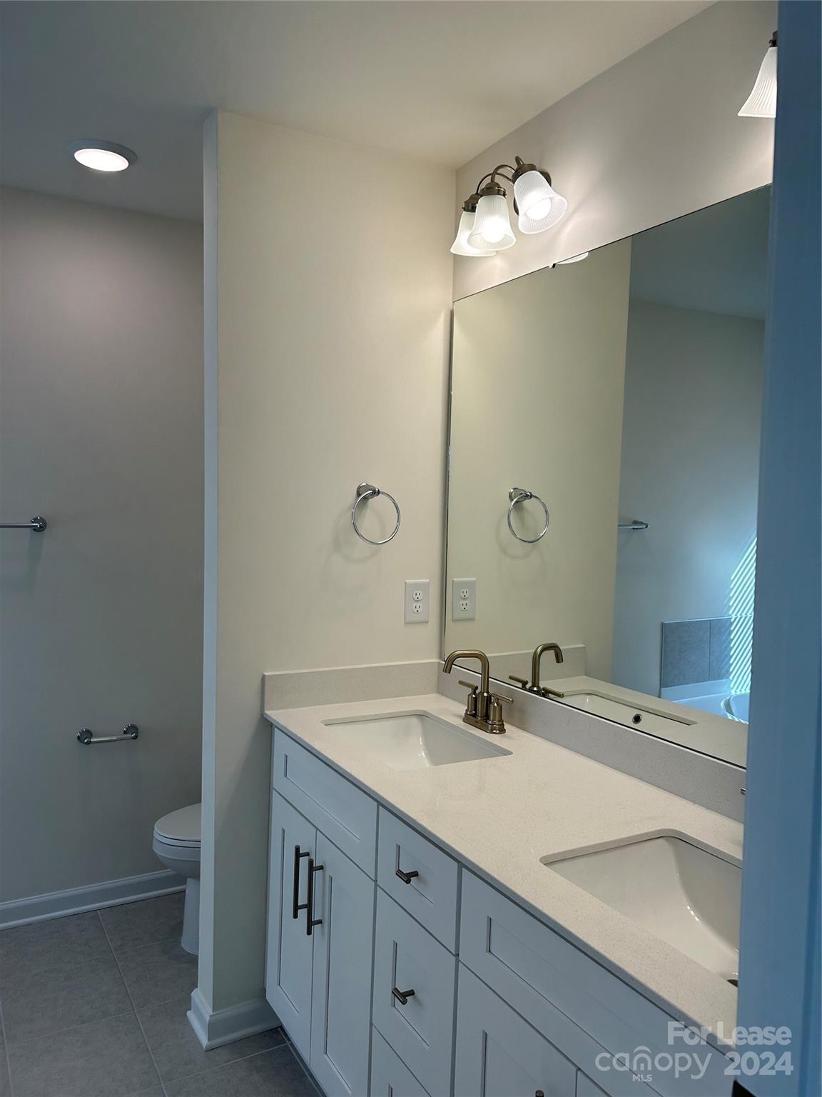 Harrisburg Village - Residential Lease