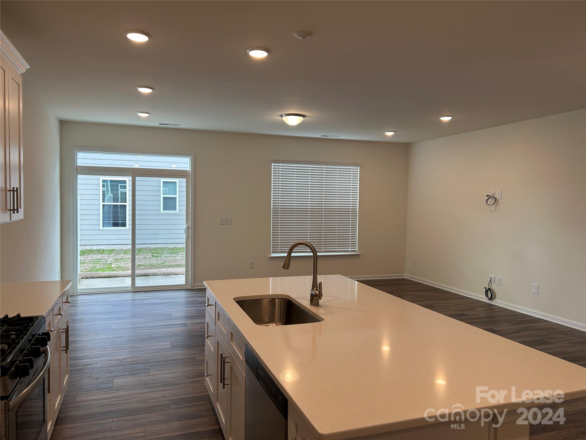 Harrisburg Village - Residential Lease