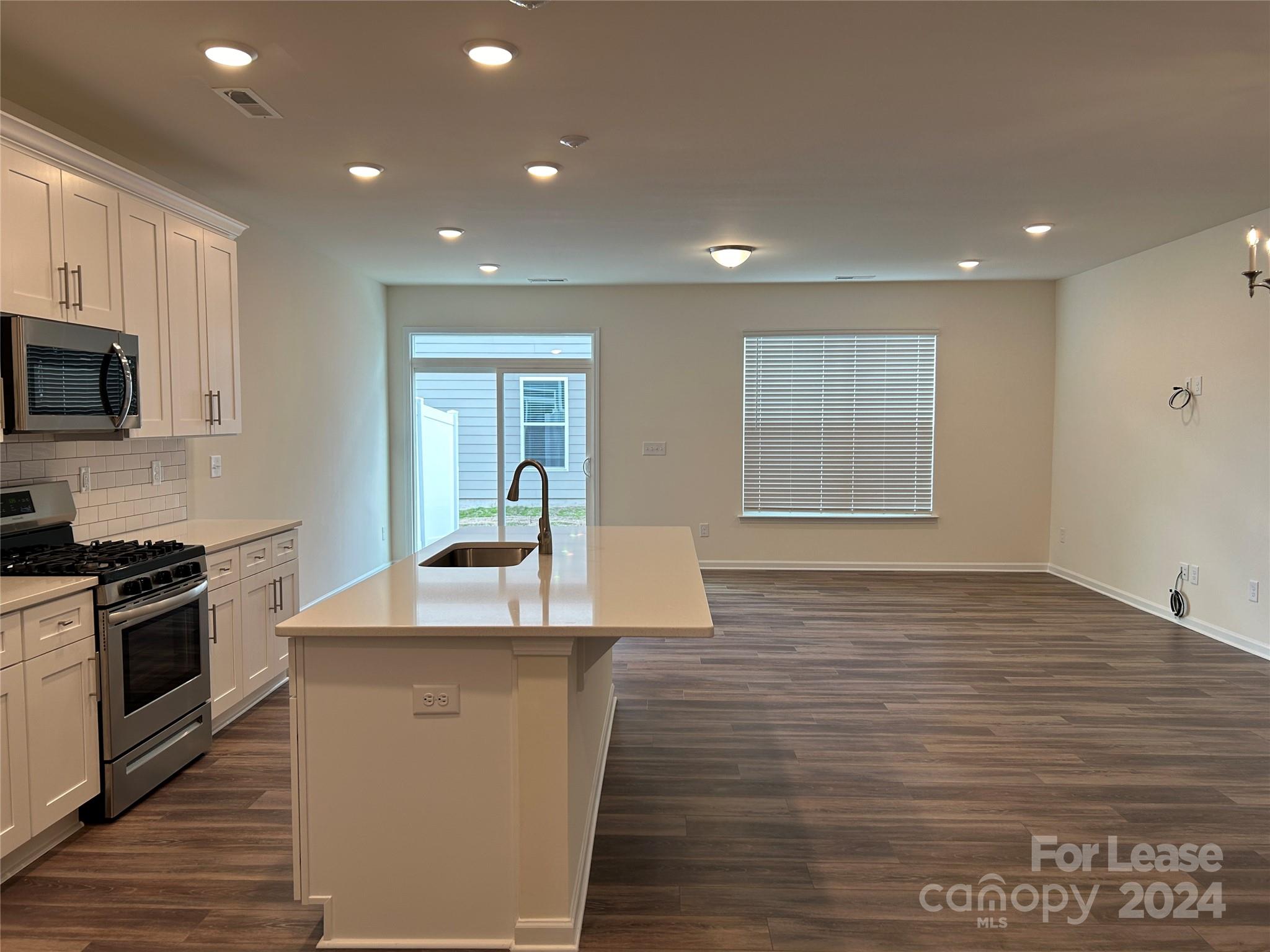 Harrisburg Village - Residential Lease