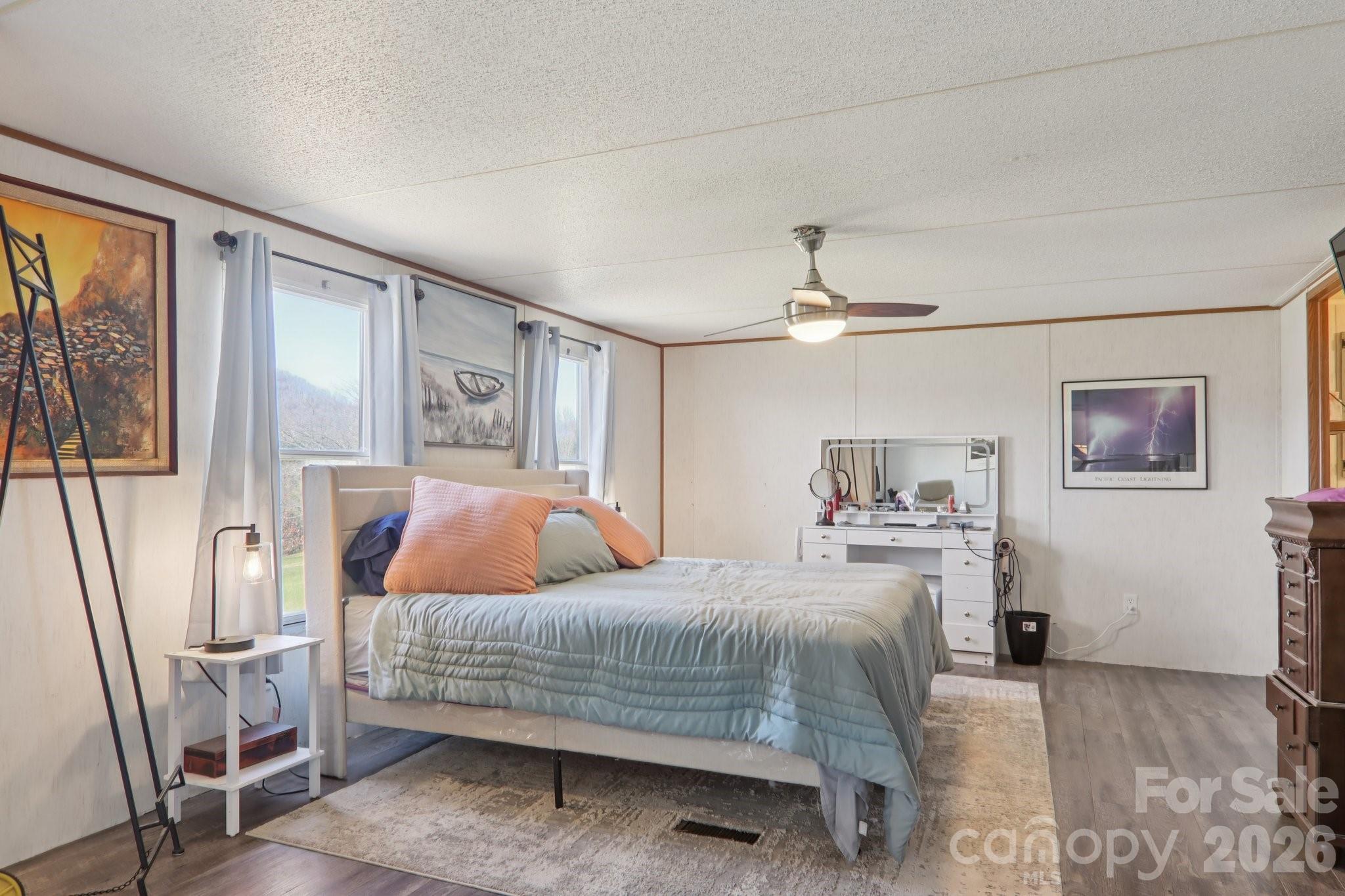 One Oak Estates - Residential