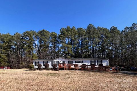 8813 Summerhill Drive Waxhaw NC 28173