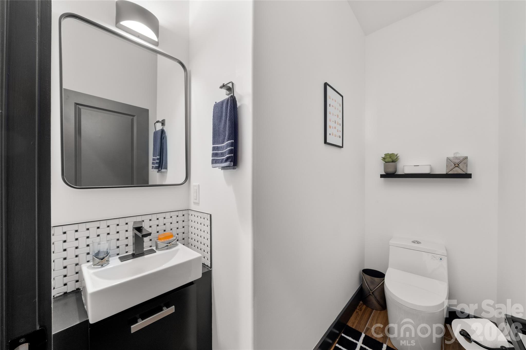 Crest Mountain - Residential