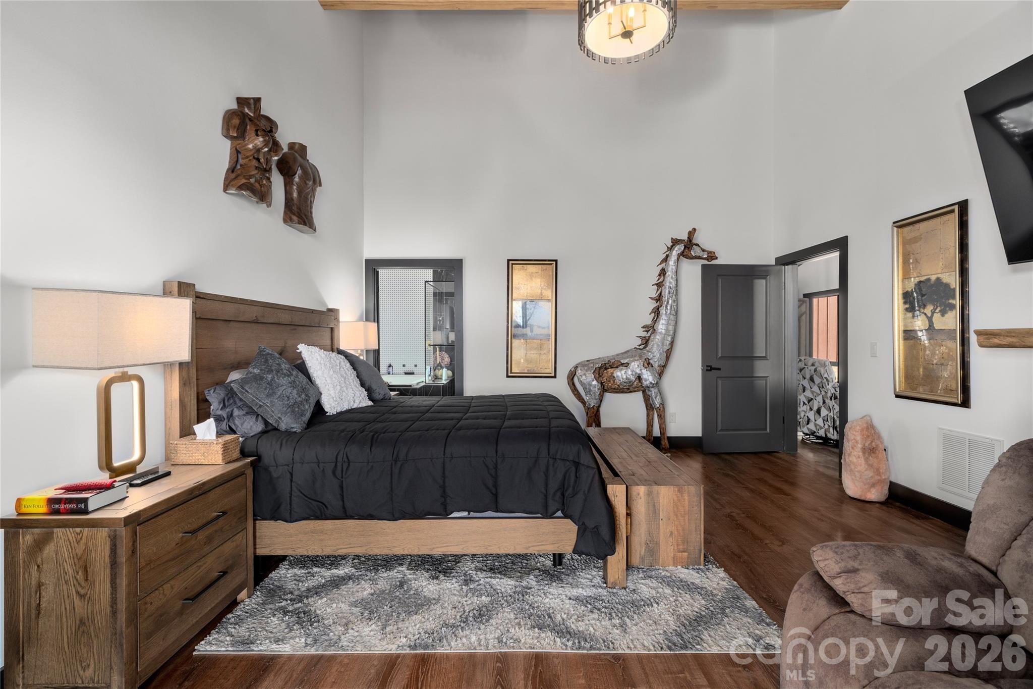 Crest Mountain - Residential