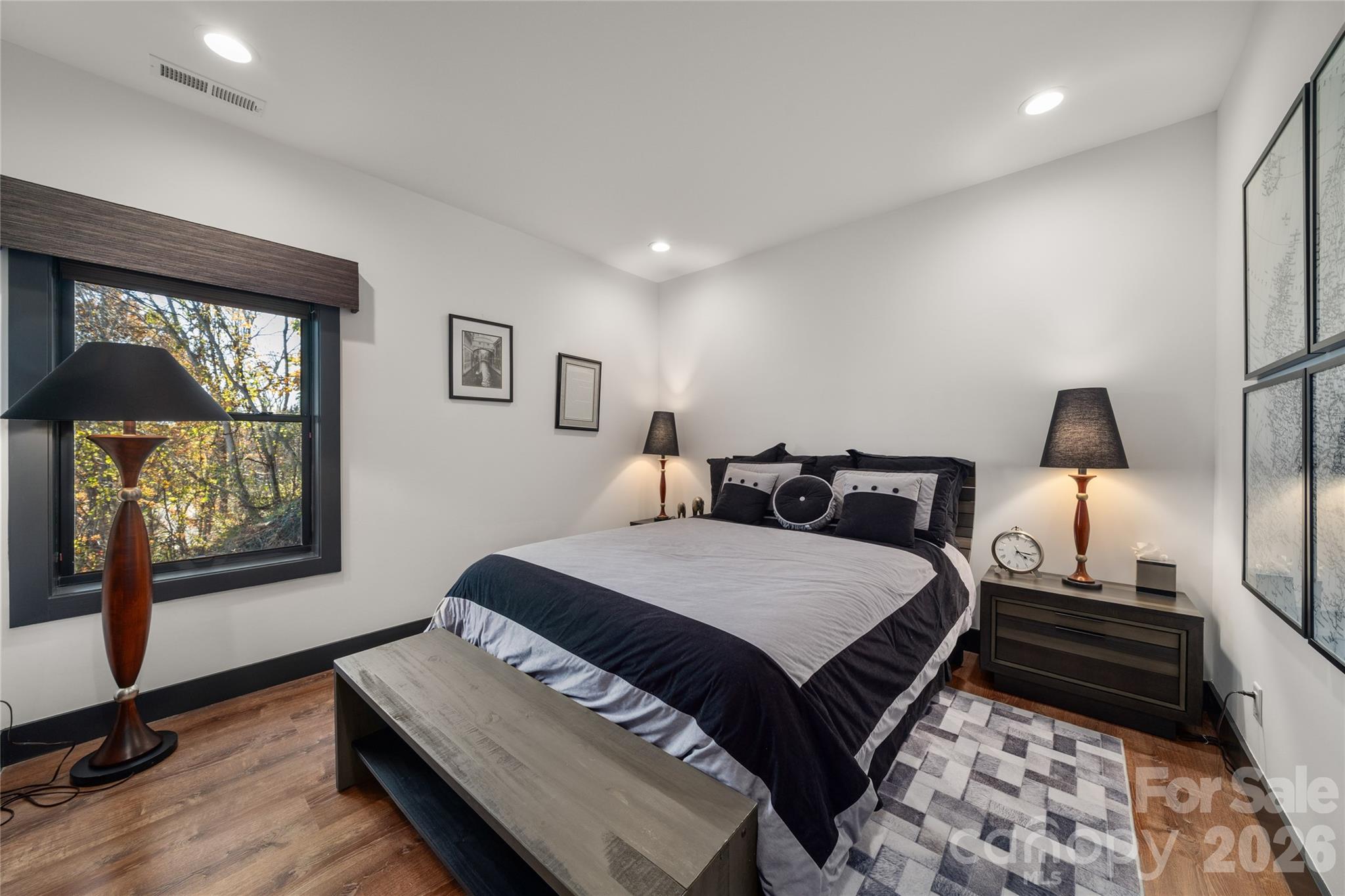 Crest Mountain - Residential