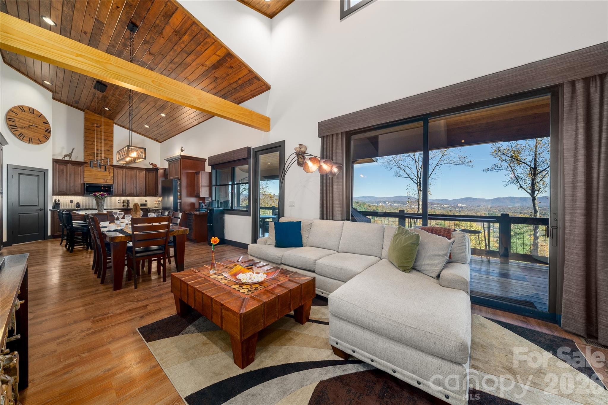 Crest Mountain - Residential