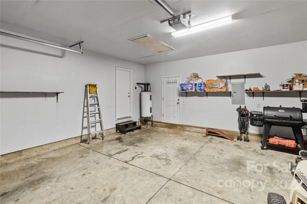 Triple Oaks - Residential