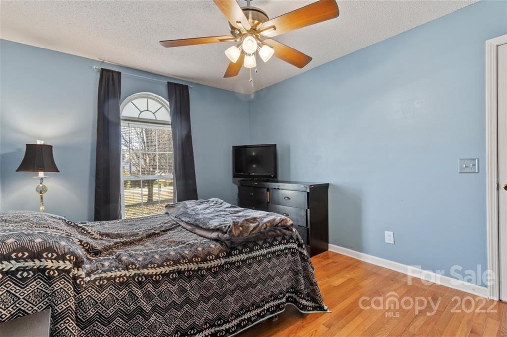 Triple Oaks - Residential