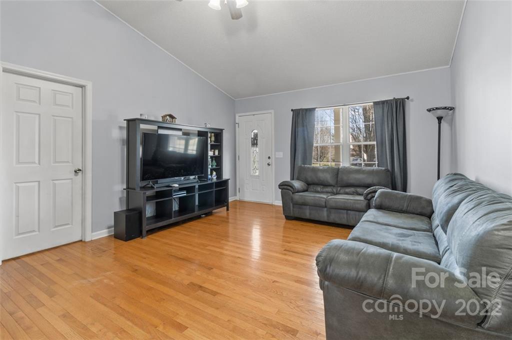 Triple Oaks - Residential