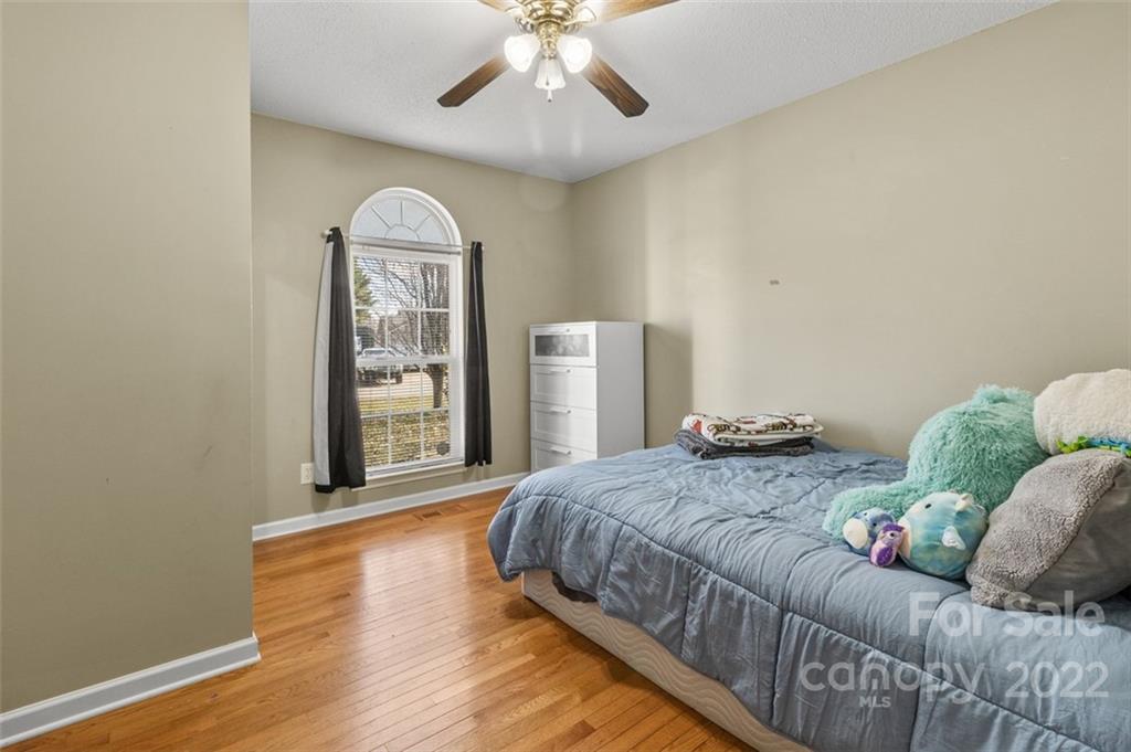 Triple Oaks - Residential