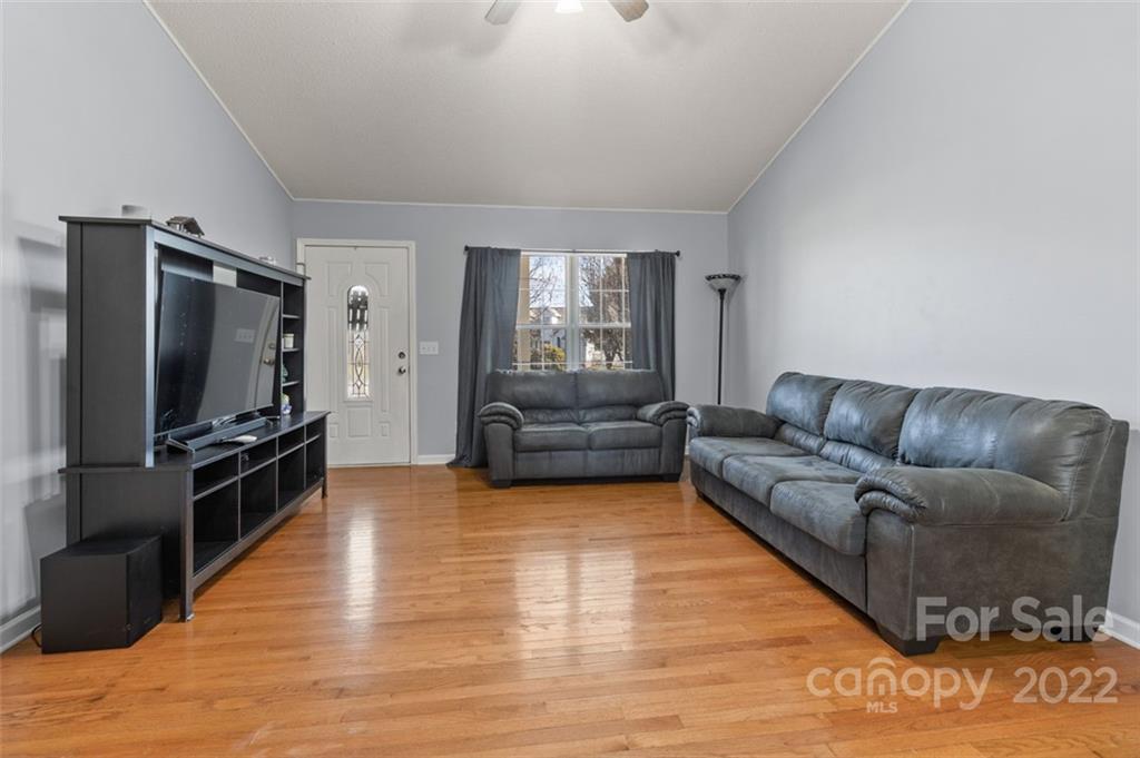 Triple Oaks - Residential