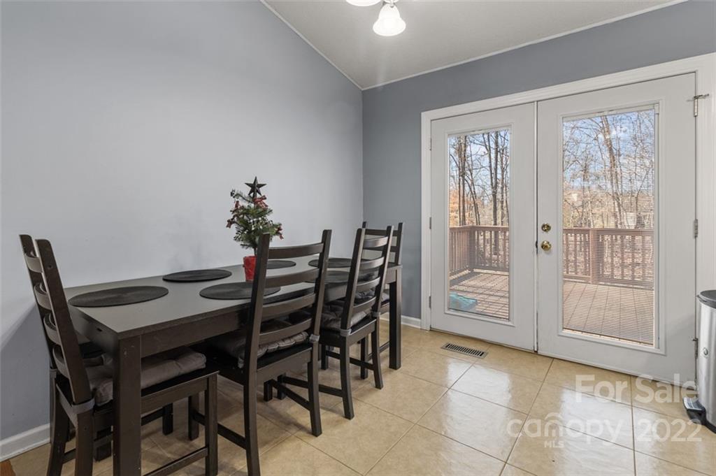 Triple Oaks - Residential