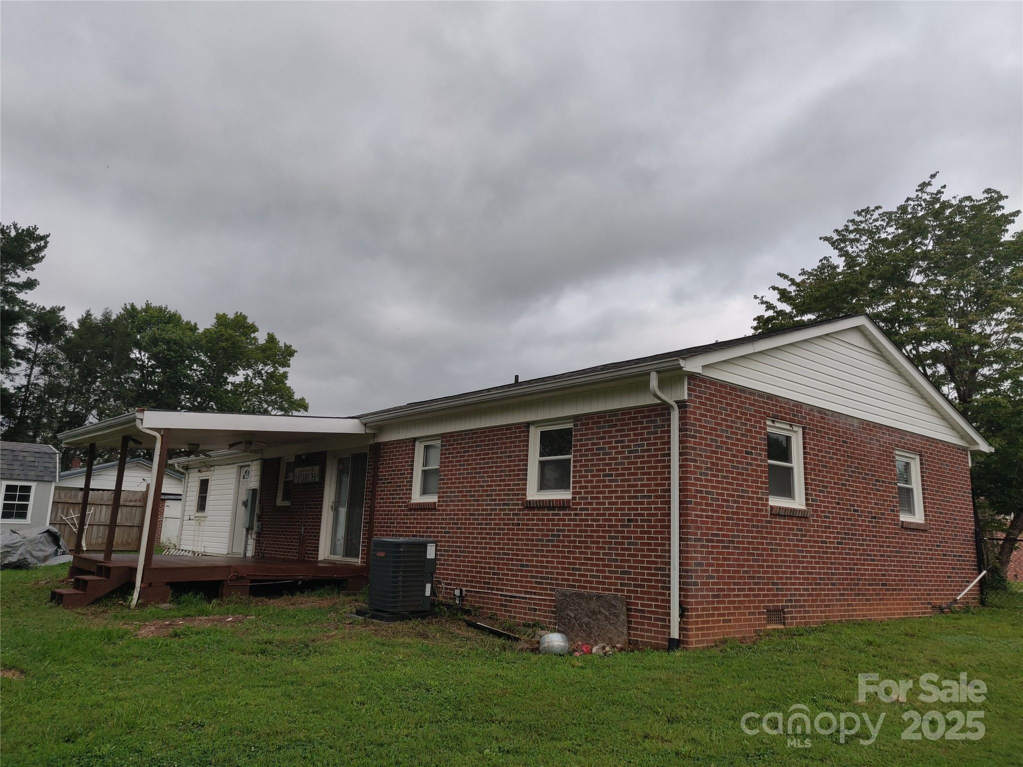 4125 Hill Place