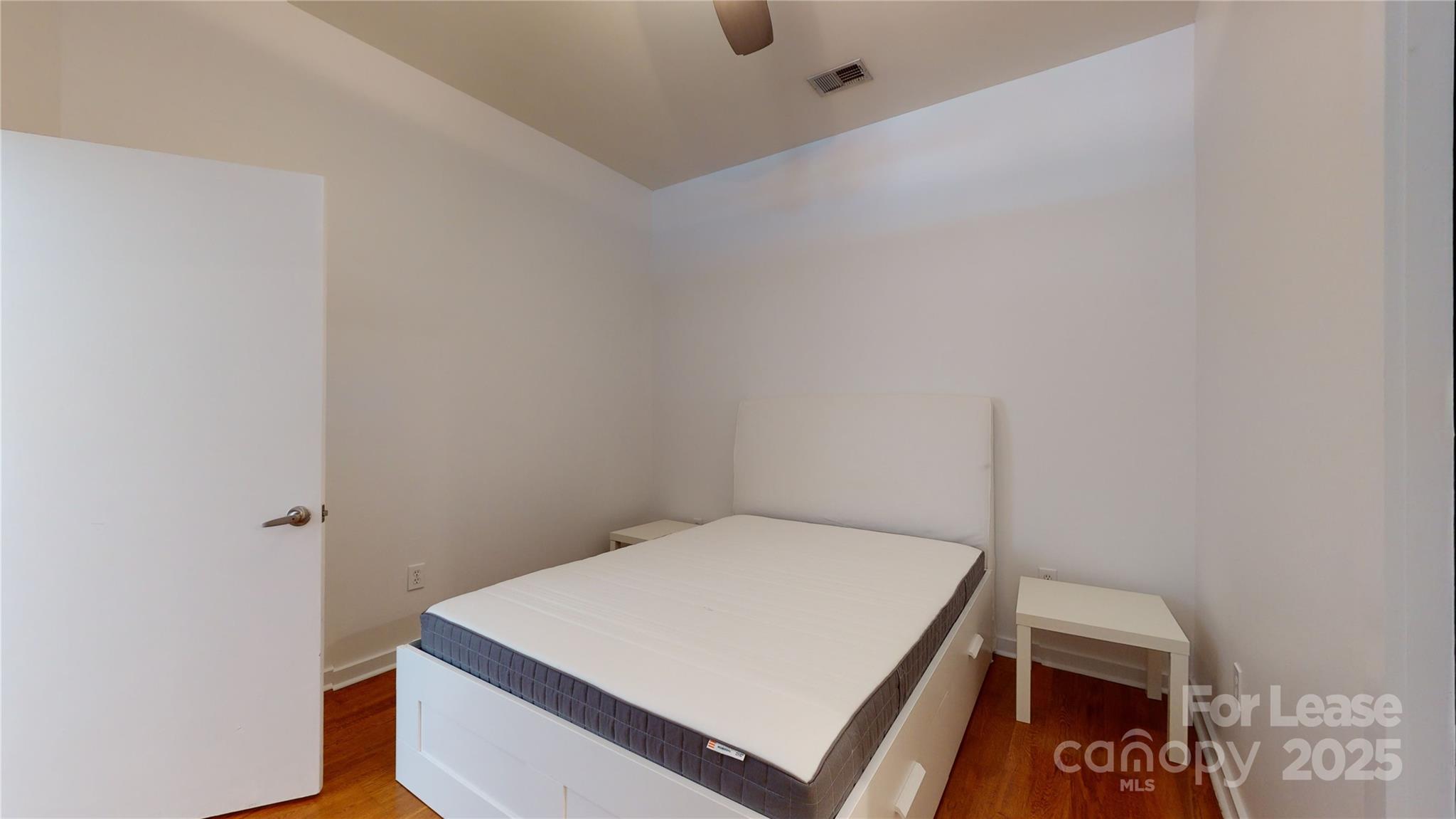 Court 6 - Residential Lease