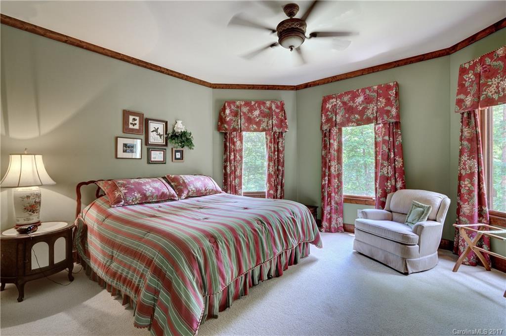 Holly Forest - Residential