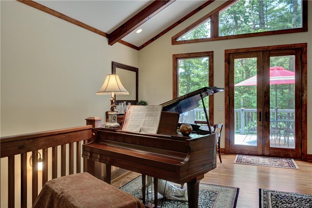 Holly Forest - Residential