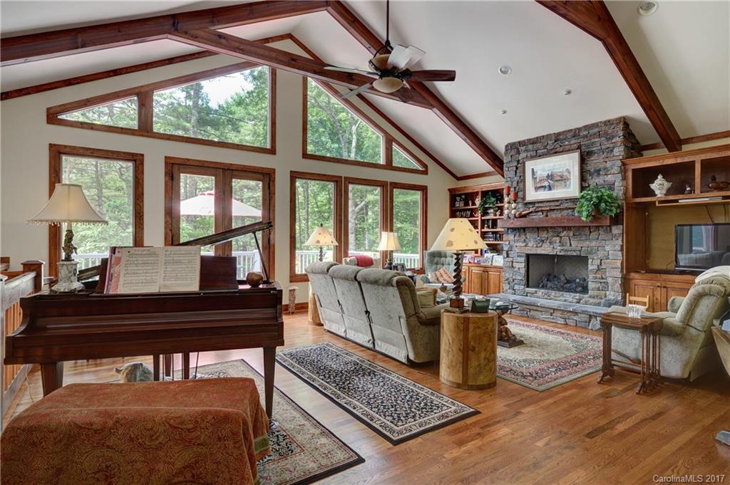 Holly Forest - Residential