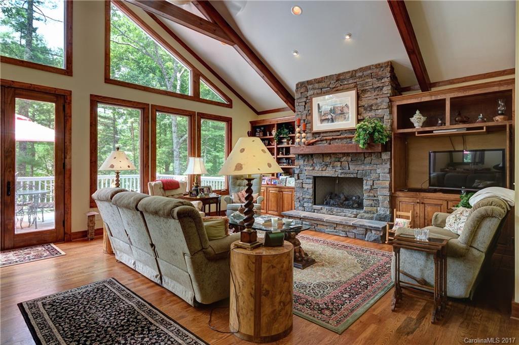 Holly Forest - Residential