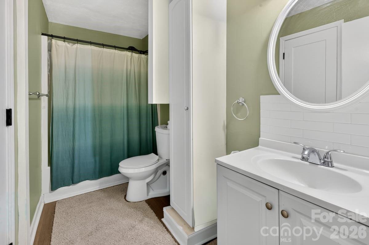 7811 Heatherdale Court