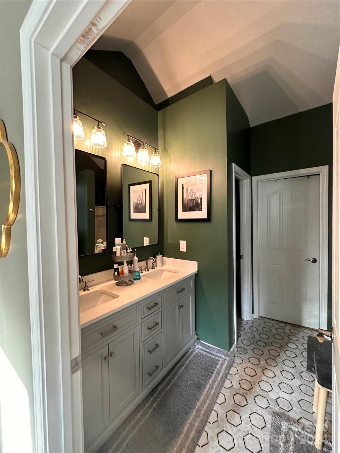 Steele Meadows - Residential