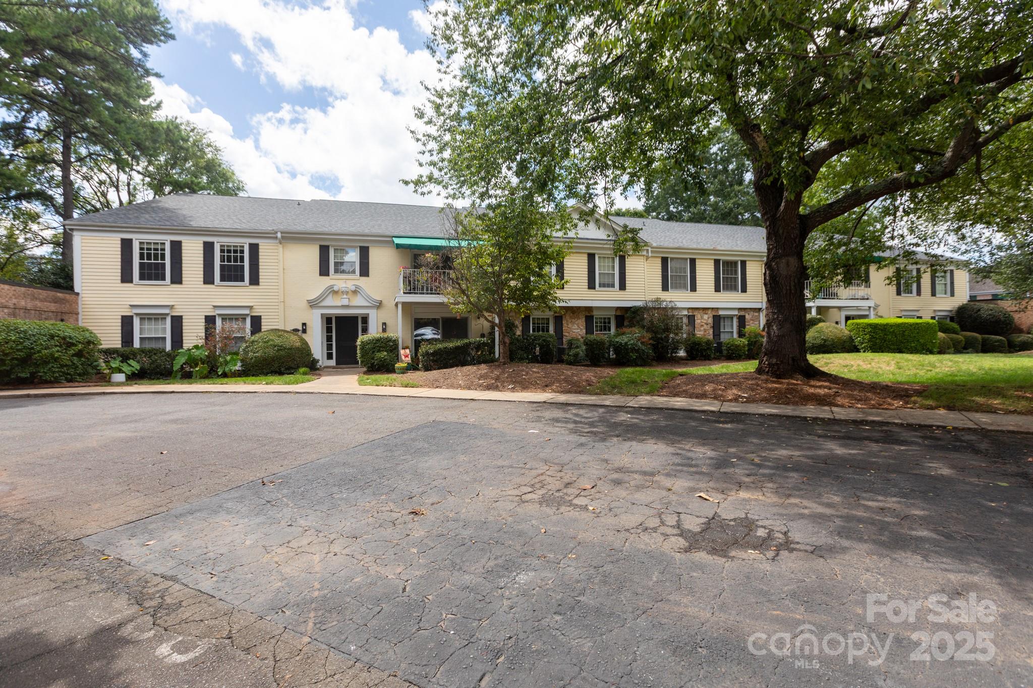 Quail Hollow Estates - Residential