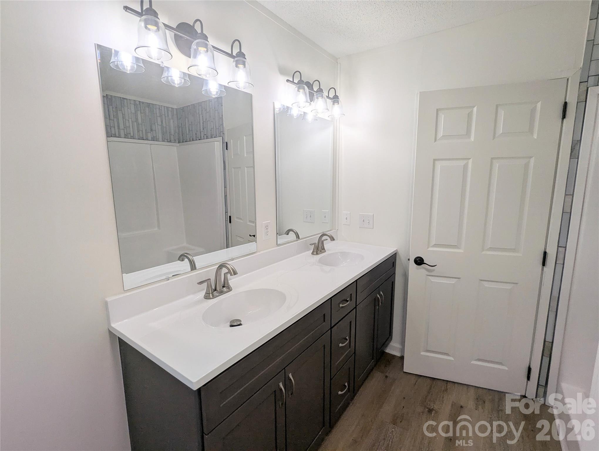 Hoyles Creek - Residential