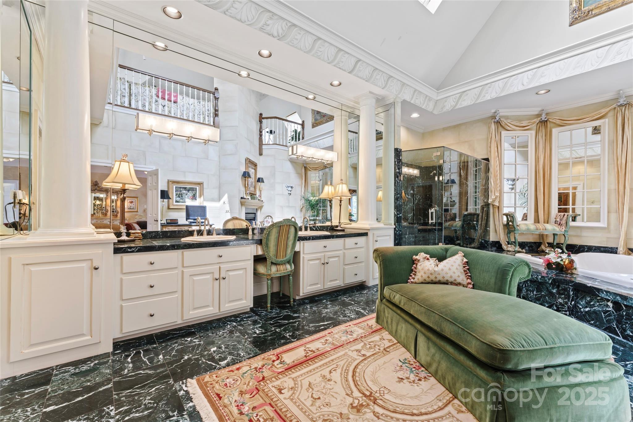 Seven Eagles - Residential