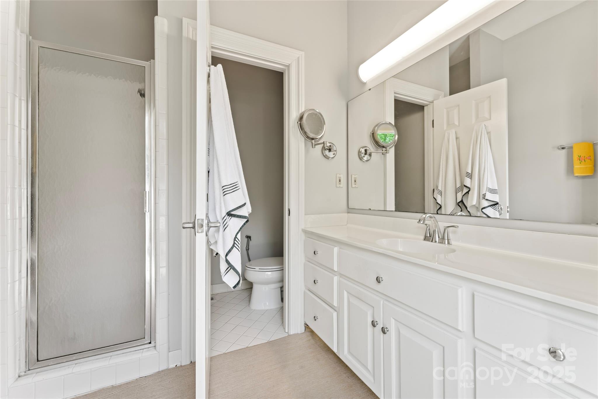 Seven Eagles - Residential