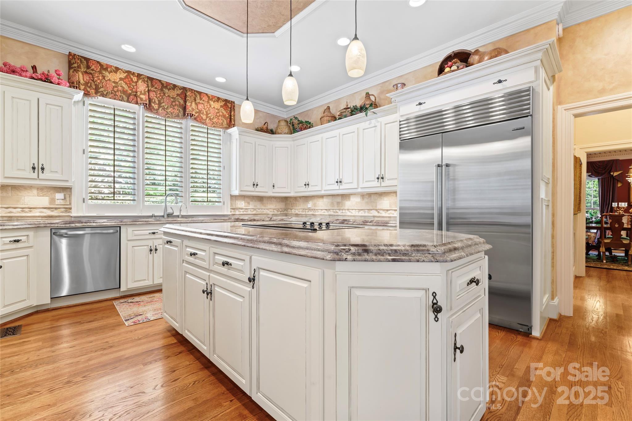 Seven Eagles - Residential