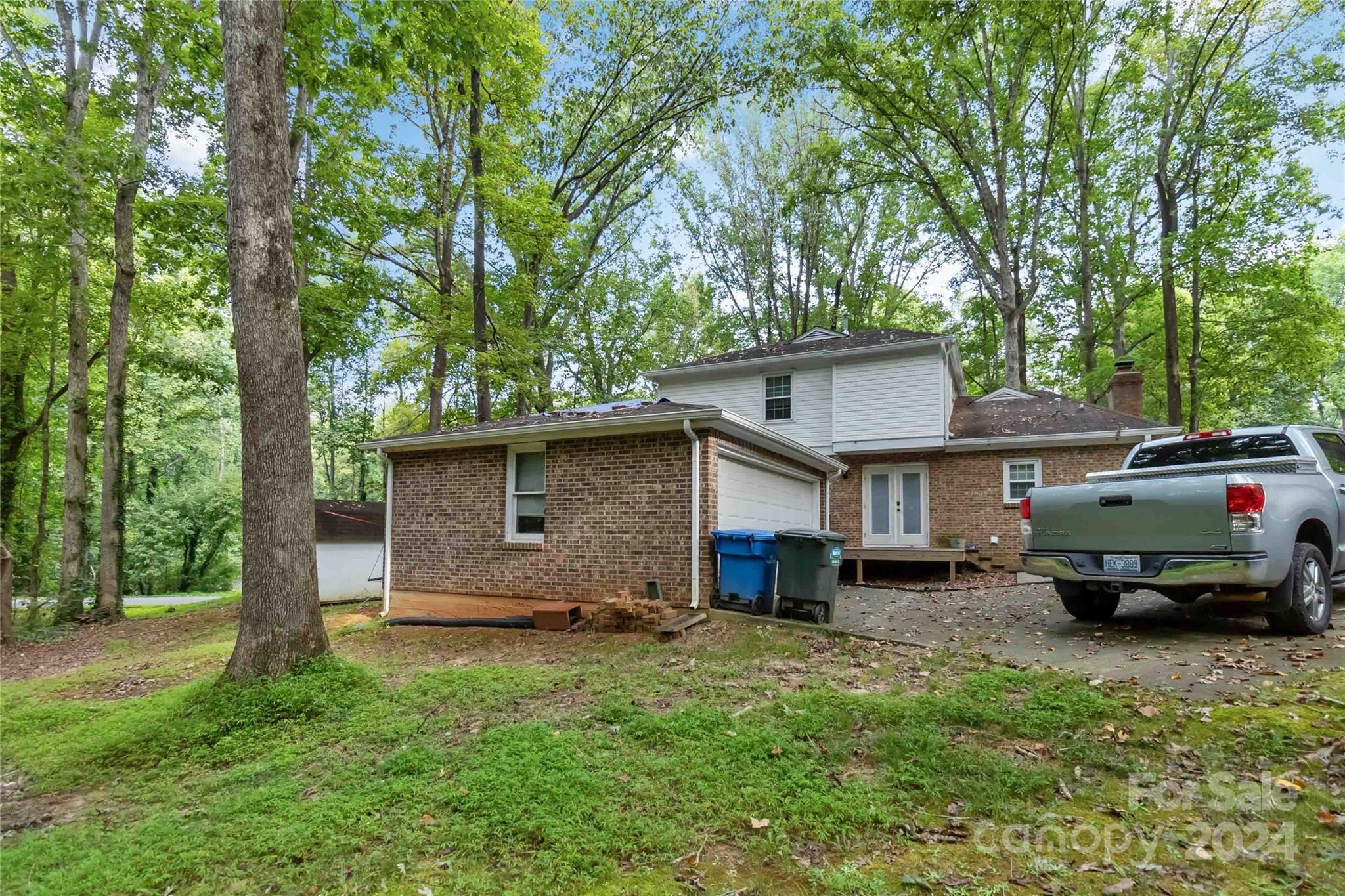 Tarawoods - Residential