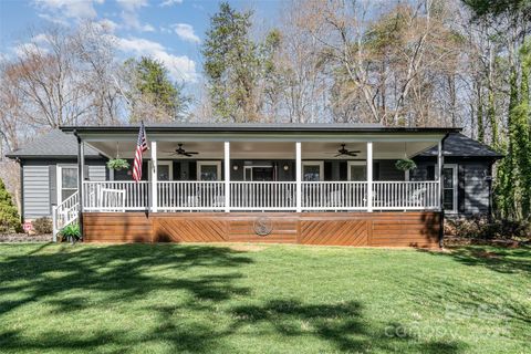 9401 Elvis Drive Charlotte NC 28215