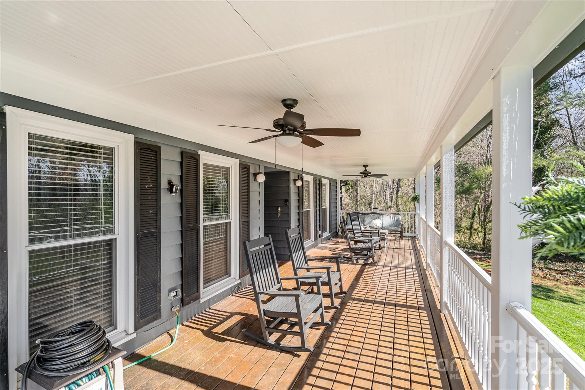 9401 Elvis Drive