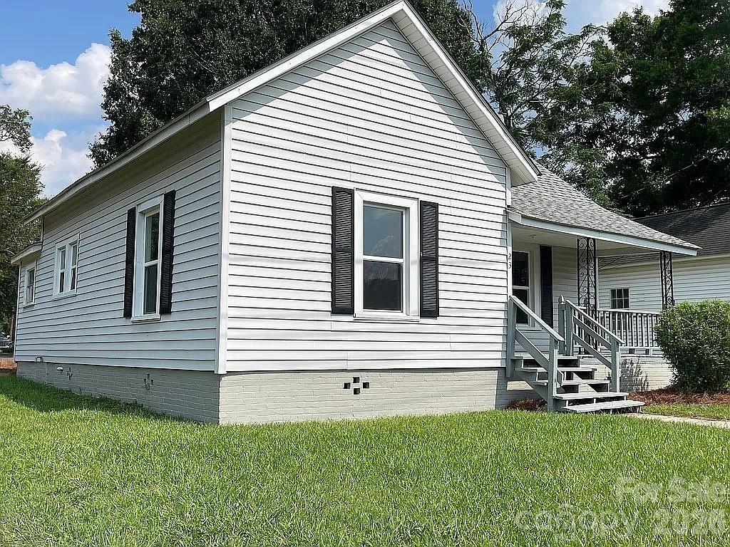 23 Selma Drive