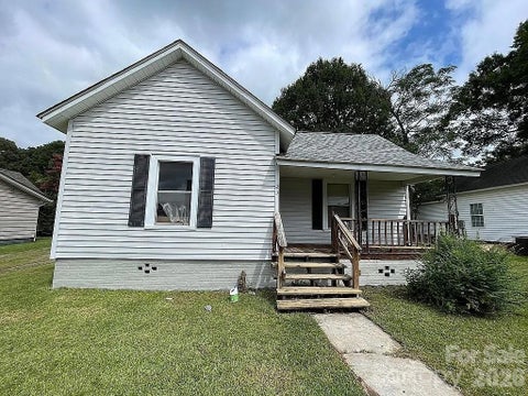 Photo of 23 Selma Drive, Mooresville, NC 28115 (MLS # 4418254)
