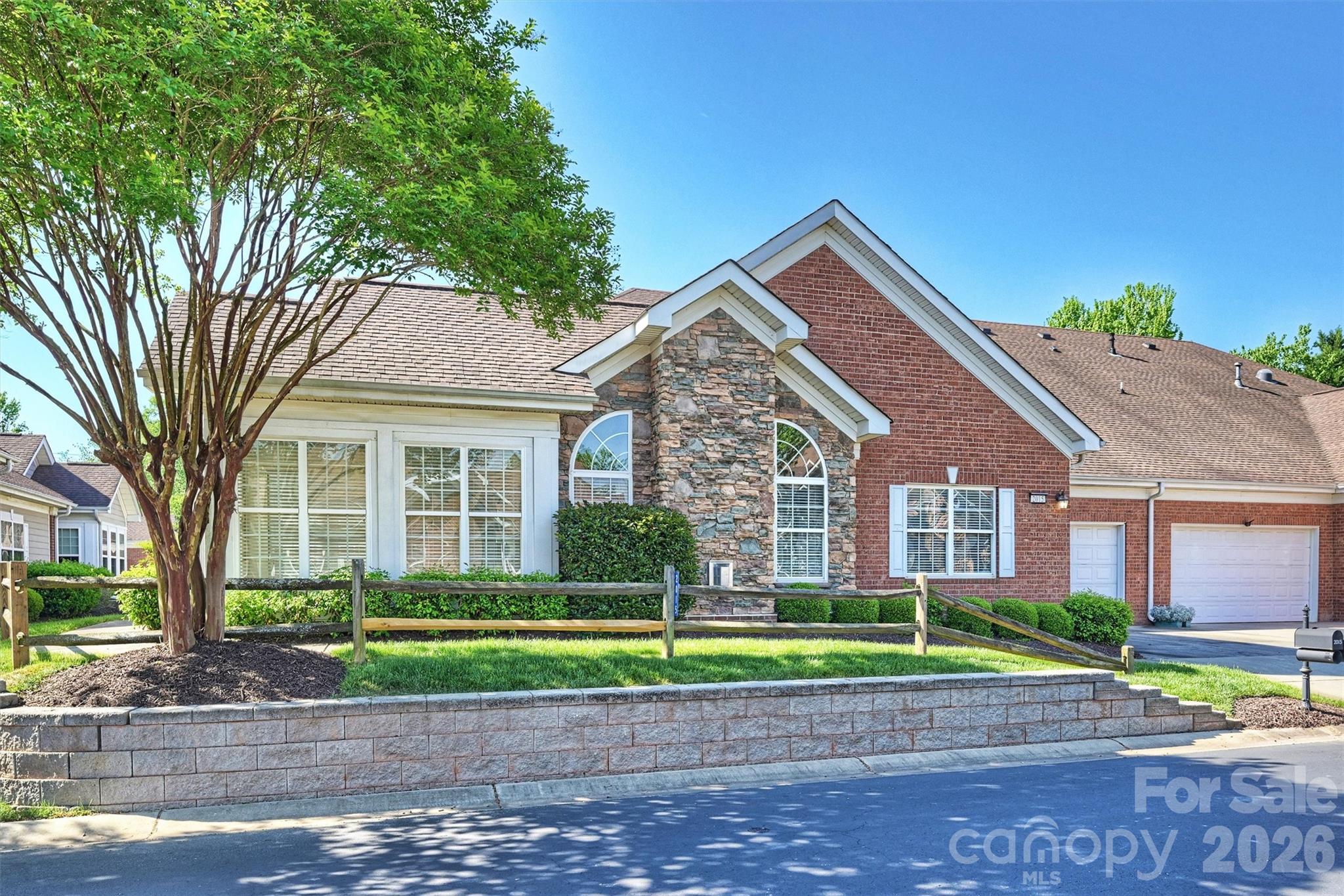2015 Woodburn Terrace