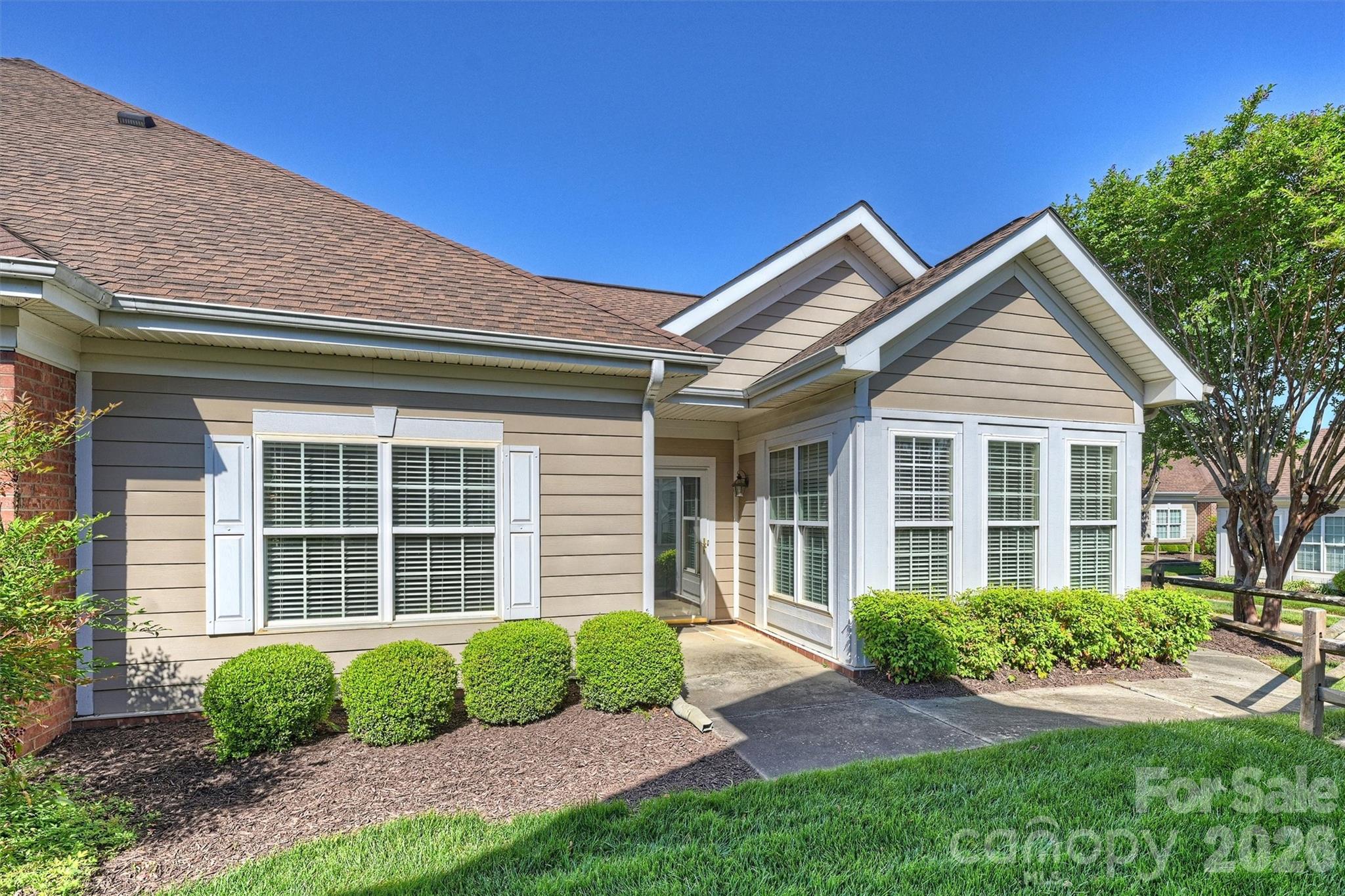 2015 Woodburn Terrace