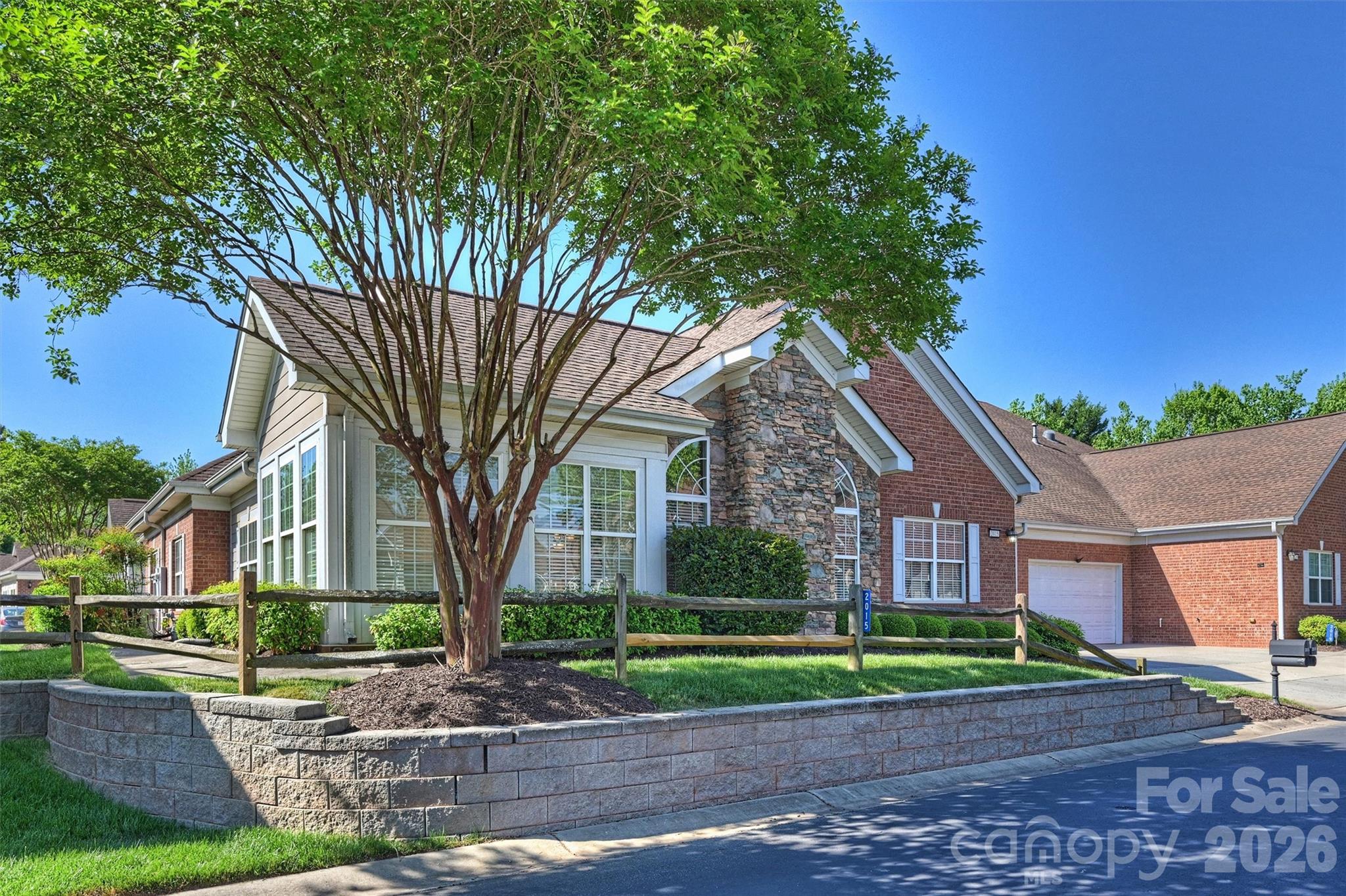2015 Woodburn Terrace