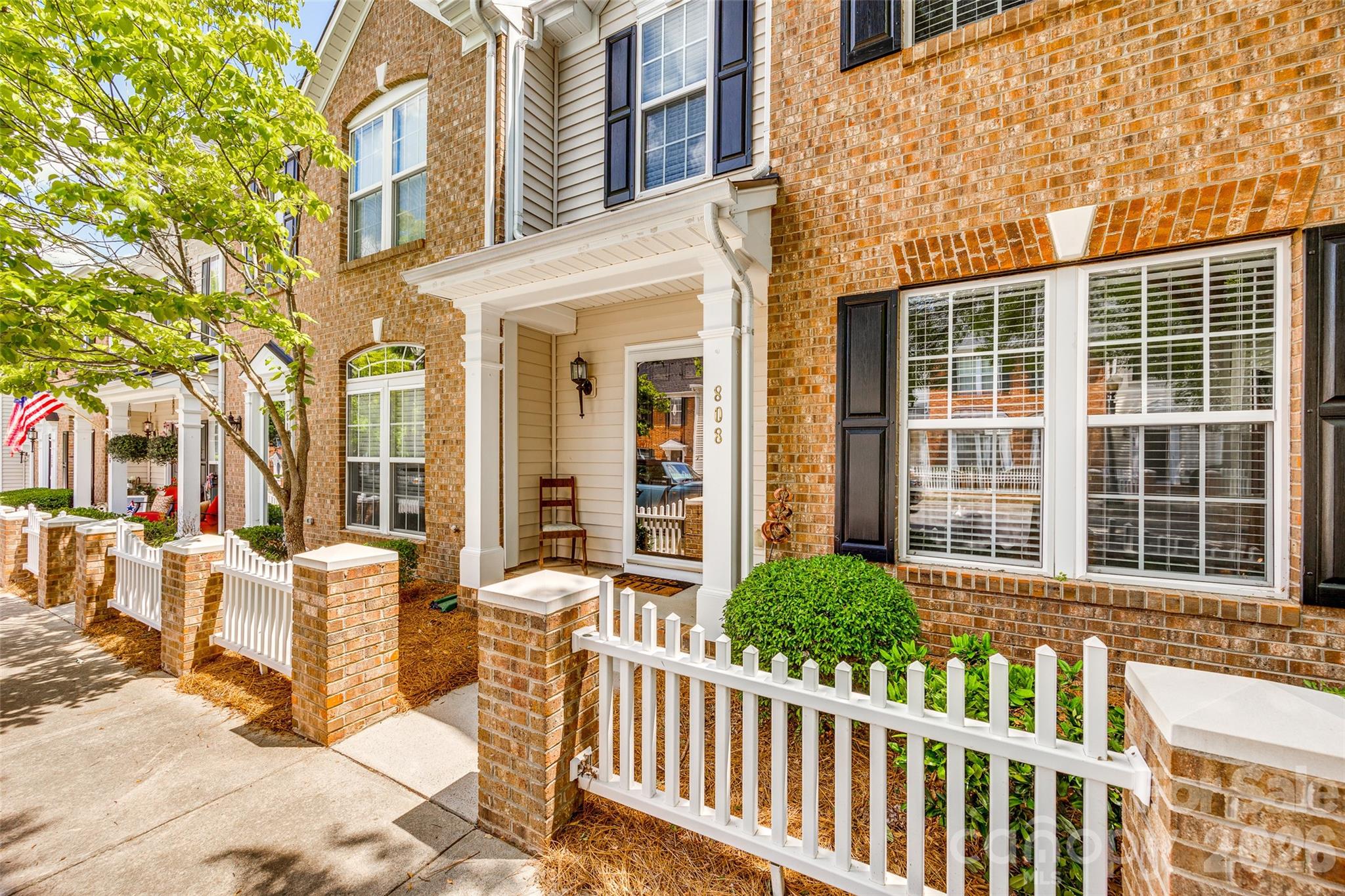 808 Dillard Road