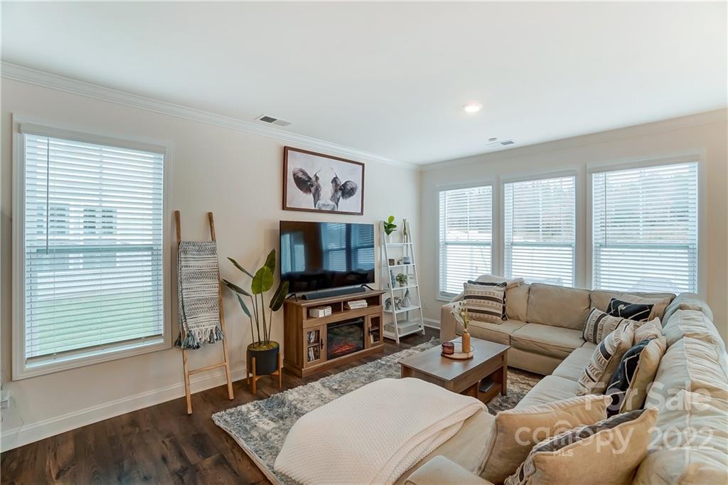 Ivy Ridge - Residential