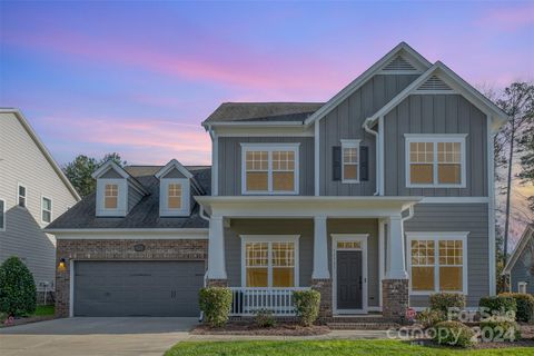 A home in Huntersville