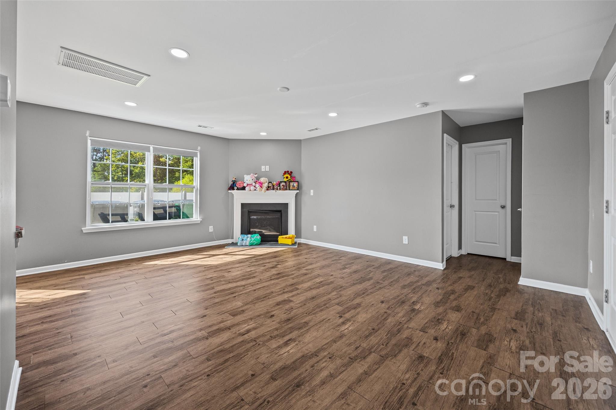 7407 Niccoline Lane