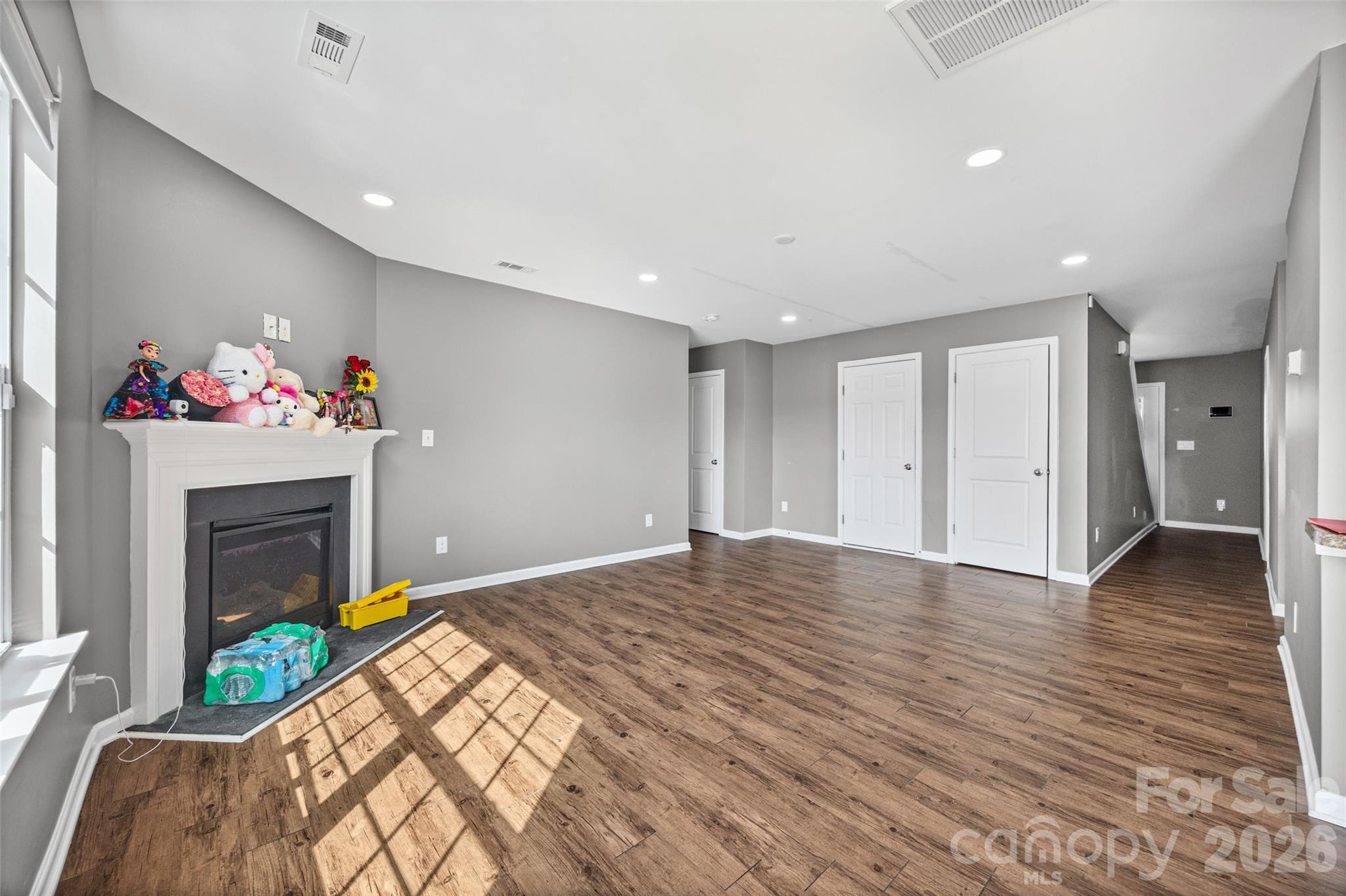 7407 Niccoline Lane