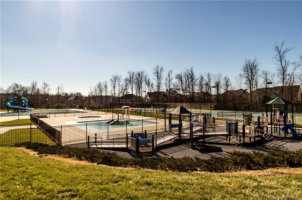 Moss Creek Village - Residential