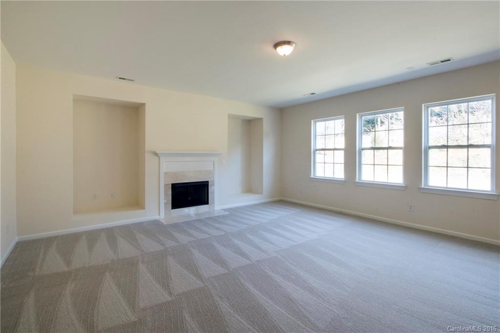 Moss Creek Village - Residential