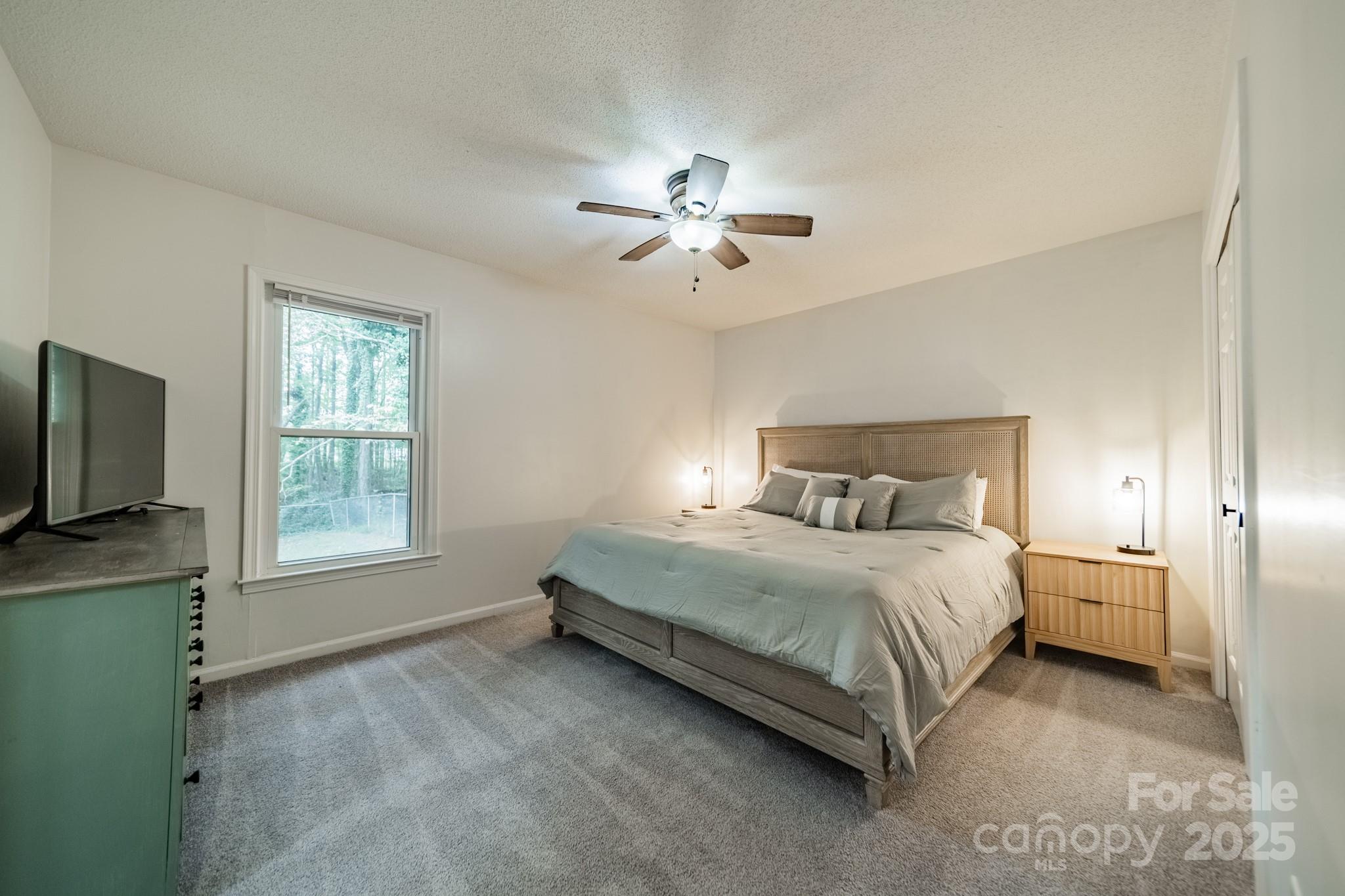 Holly Acres - Residential