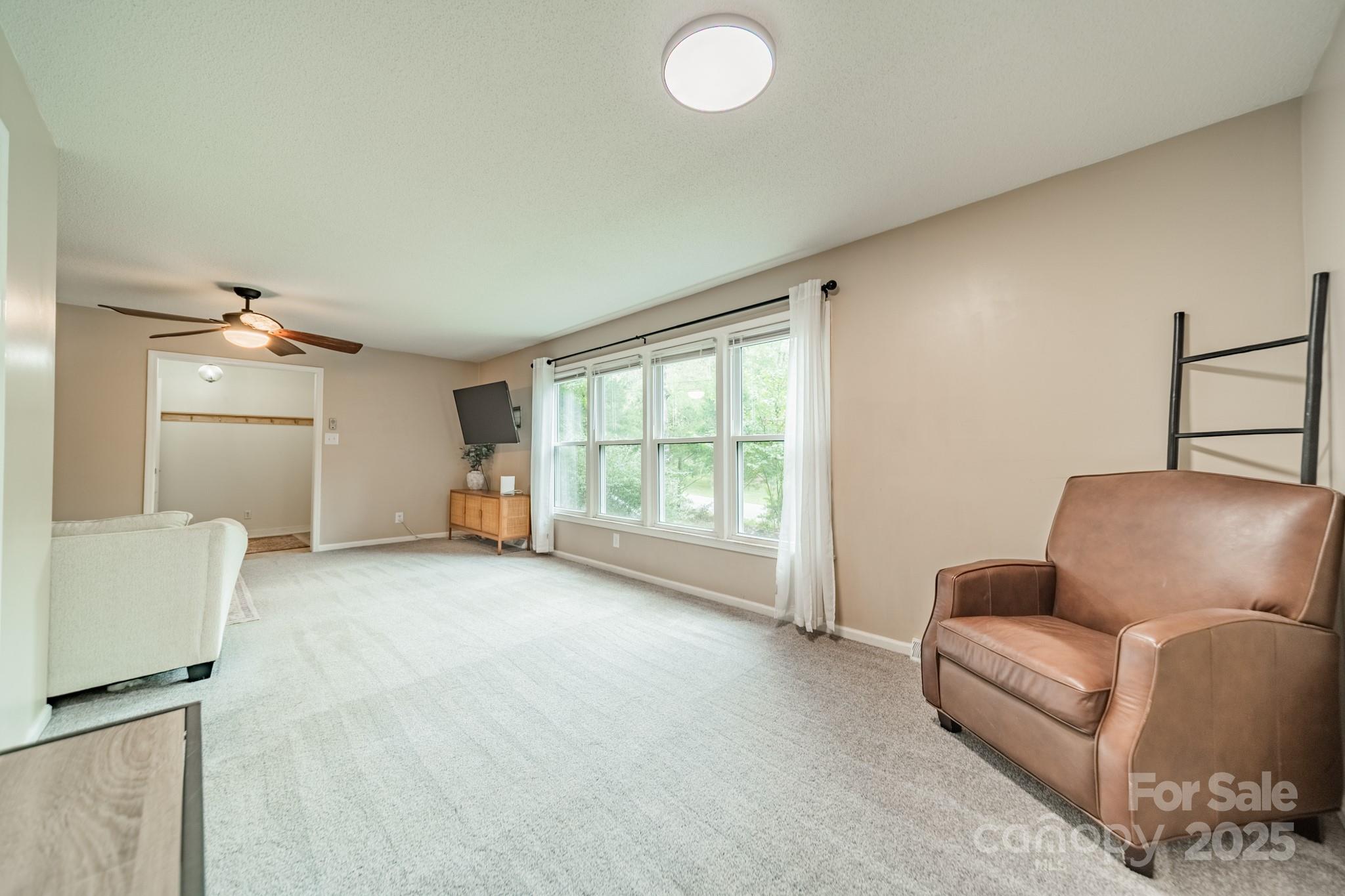 Holly Acres - Residential