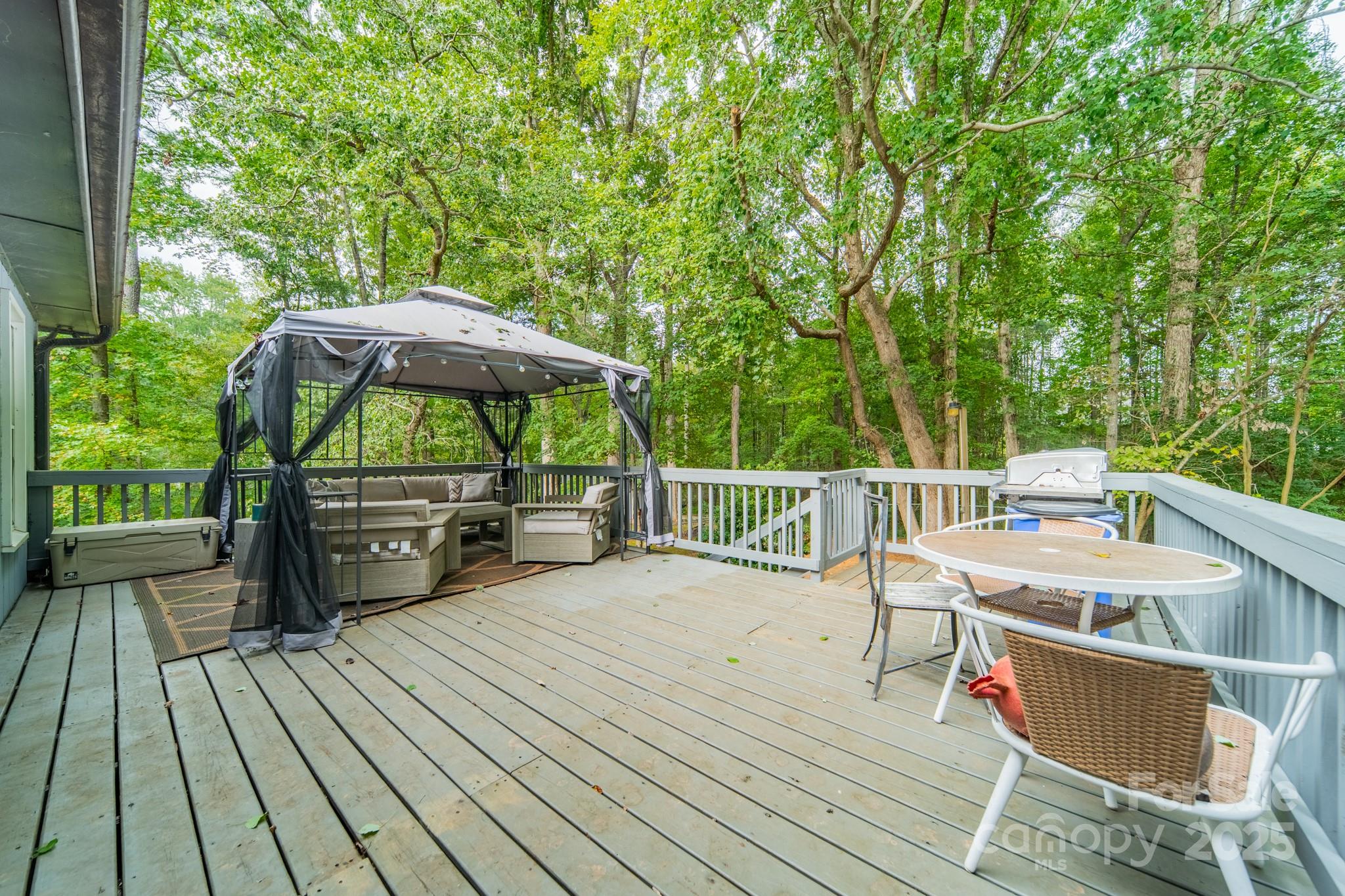 Holly Acres - Residential